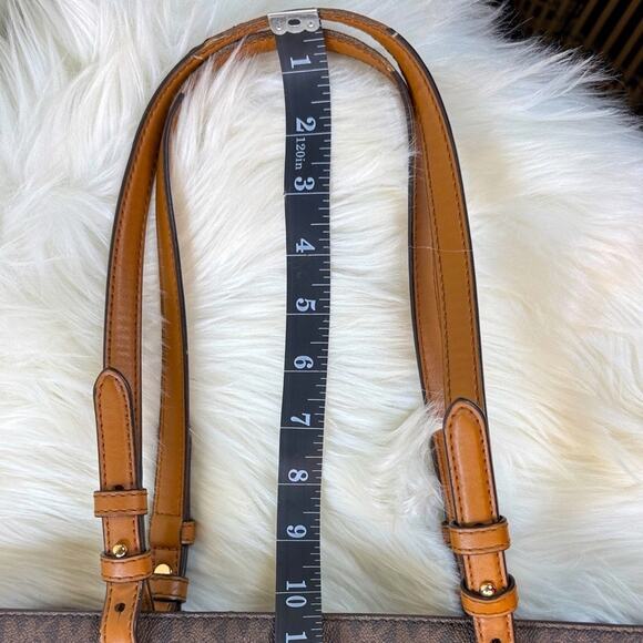 Michael Kors Bedford Tote Bag - Picture 12 of 13